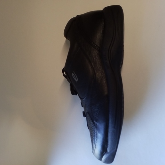 EASY SPIRIT WALKING SHOE NWT Vintage 6 M Anti Gravity BLACK leather - Picture 3 of 6
